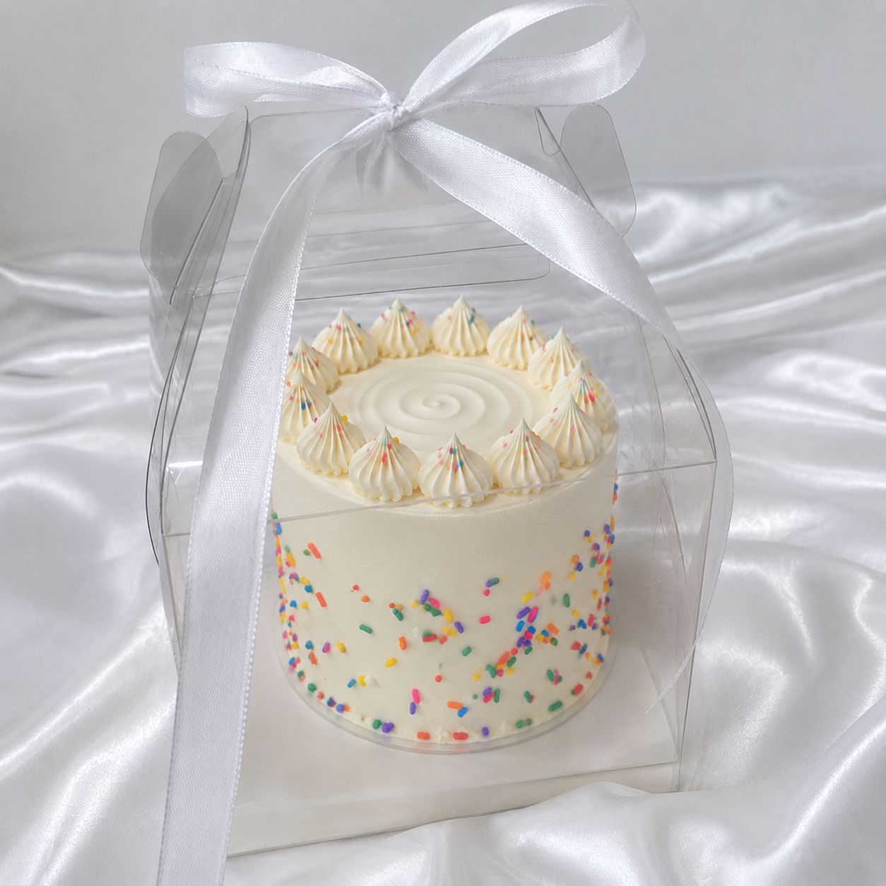 QB Original Luxury Bento Cake (4")