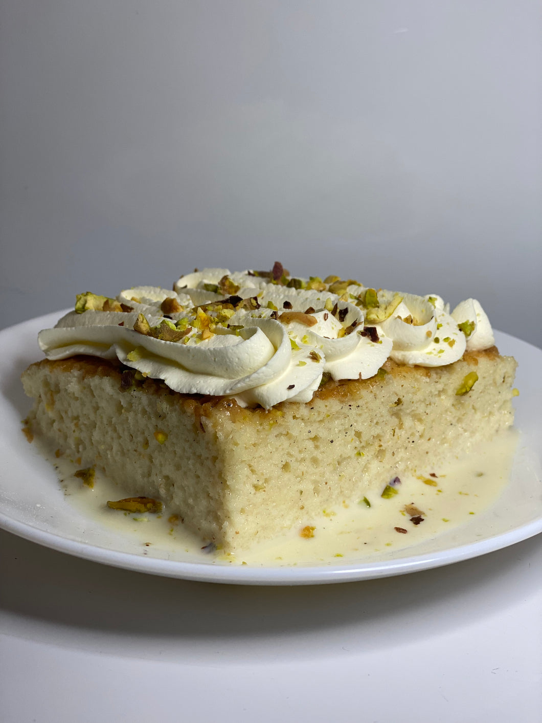 Pistachio Malai Milk Cake Tray