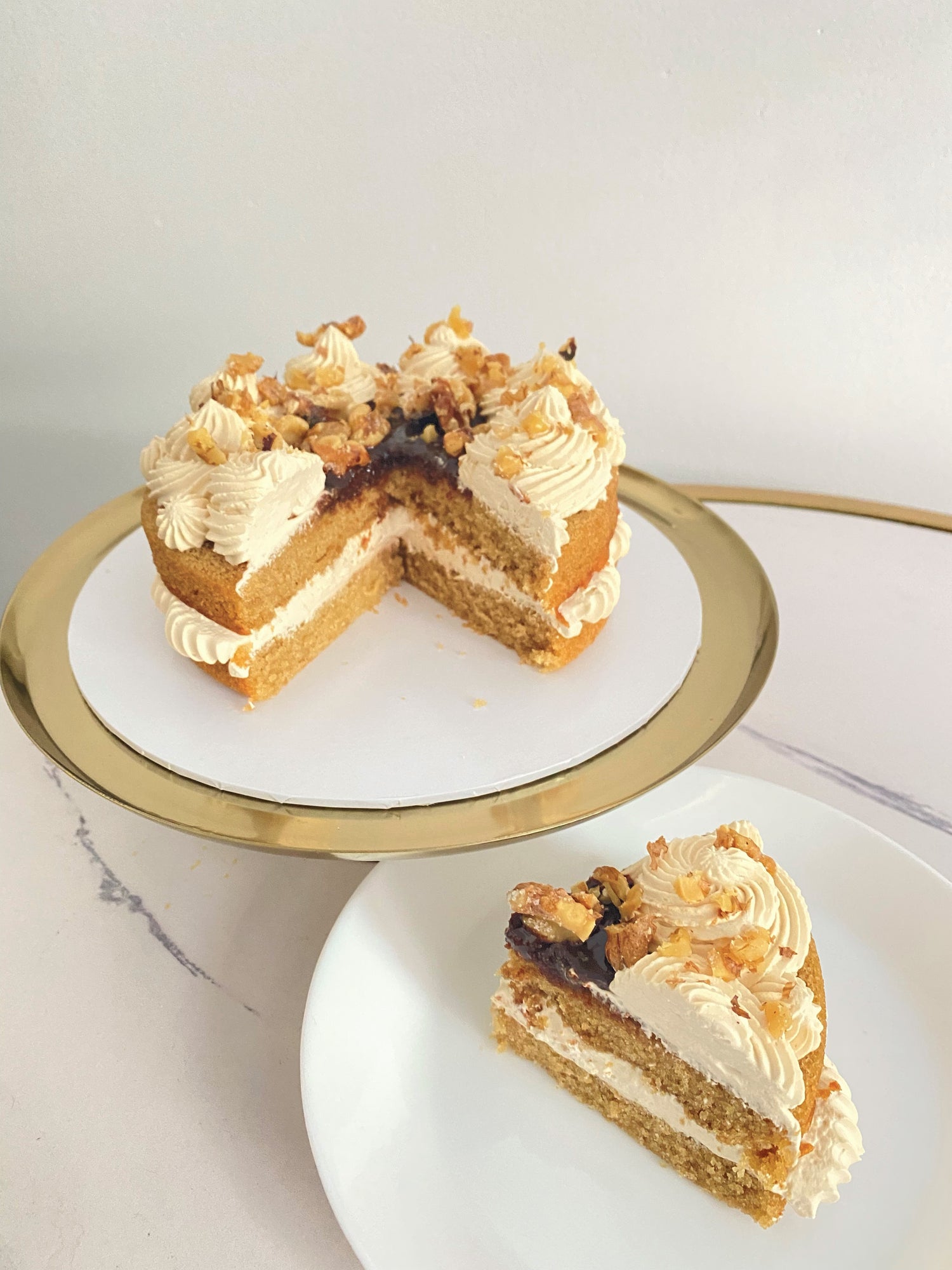 Coffee & Walnut Cake